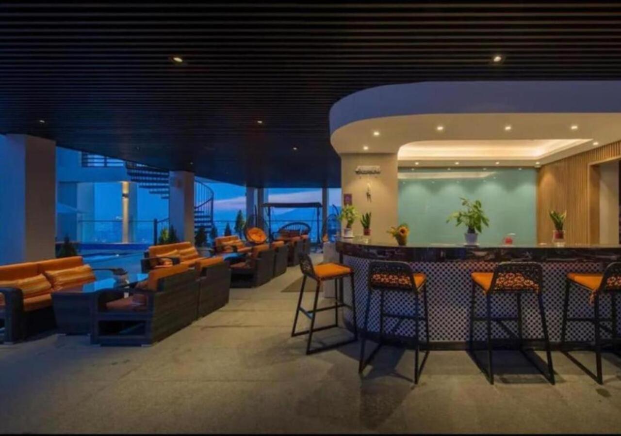 Sunrise Luxury Apartment With Ocean View دا نانغ المظهر الخارجي الصورة